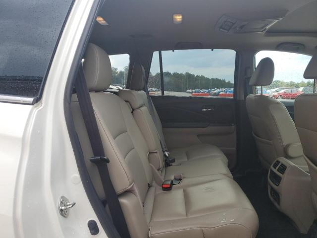 Photo 11 from auction – 2017 HONDA PILOT TOUR with VIN 5FNYF6H90HB078251