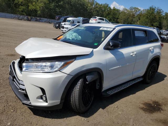 TOYOTA HIGHLANDER SE 2018 with VIN 5TDJZRFH8JS810941 - Photo from auction