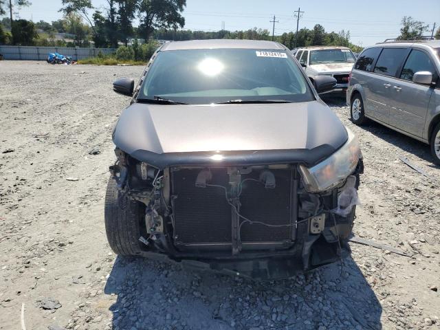 Photo 5 from auction – 2016 TOYOTA HIGHLANDER with VIN 5TDZKRFH9GS185000