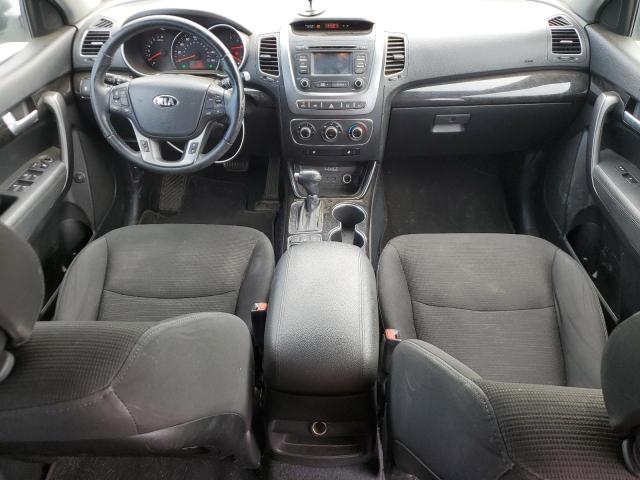 Photo 8 from auction – 2015 KIA SORENTO LX with VIN 5XYKT4A61FG658701