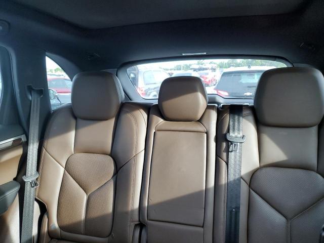 Photo 10 from auction – 2015 PORSCHE CAYENNE S with VIN WP1AB2A2XFLA59962