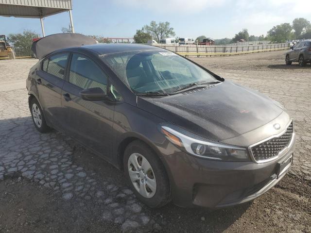 Photo 4 from auction – 2017 KIA FORTE LX with VIN 3KPFK4A71HE109285