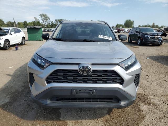 Photo 5 from auction – 2019 TOYOTA RAV4 LE with VIN 2T3F1RFV9KC023081