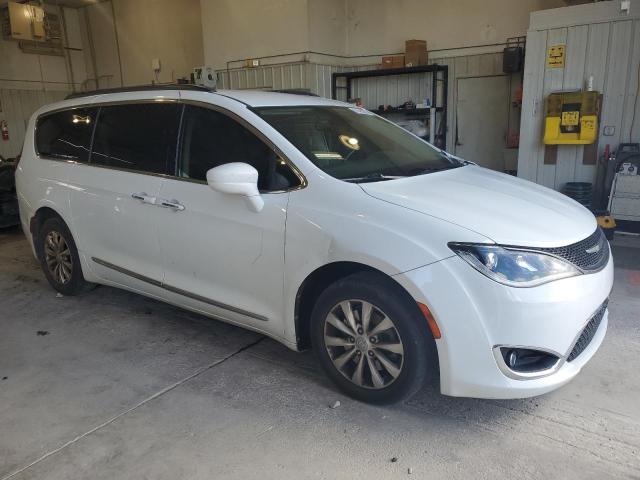 Photo 4 from auction – 2017 CHRYSLER PACIFICA T with VIN 2C4RC1BG2HR815932