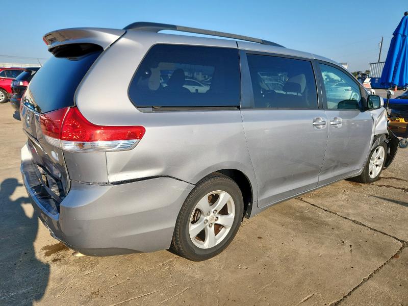Photo 3 from auction – 2011 TOYOTA SIENNA LE with VIN 5TDKK3DC3BS085697