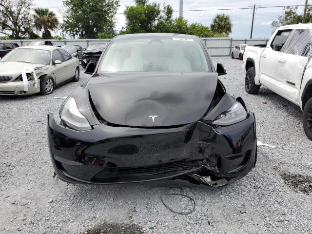 Zdjęcie 5 z aukcji – 2024 TESLA MODEL Y z VIN 7SAYGDEF0RA309209