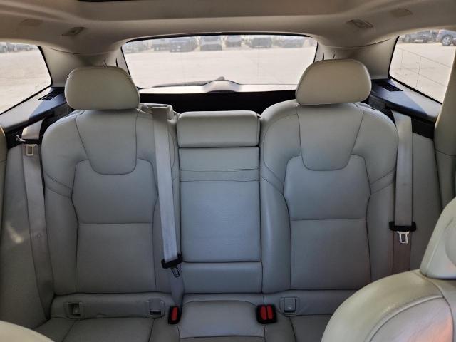 Photo 10 from auction – 2018 VOLVO XC60 T6 with VIN LYVA22RK2JB097432