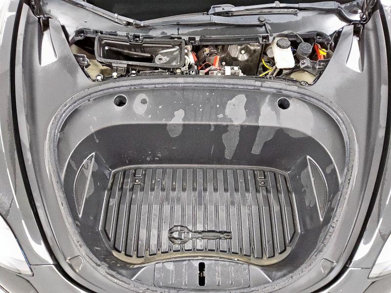 Photo 11 from auction – 2022 TESLA MODEL 3 with VIN 5YJ3E1EA0NF303892