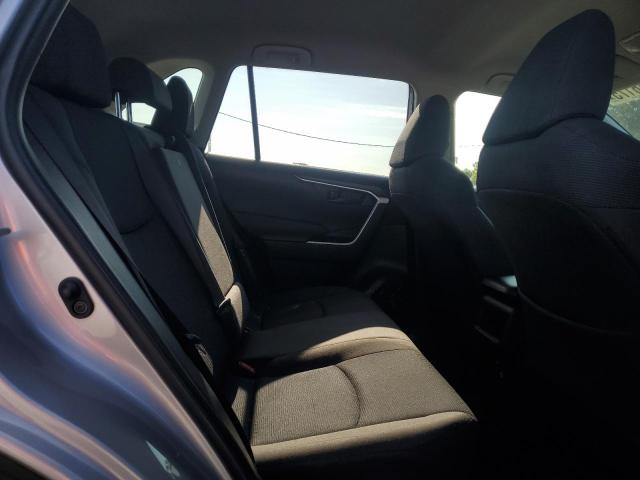 Photo 11 from auction – 2019 TOYOTA RAV4 LE with VIN JTMF1RFV2KD006960