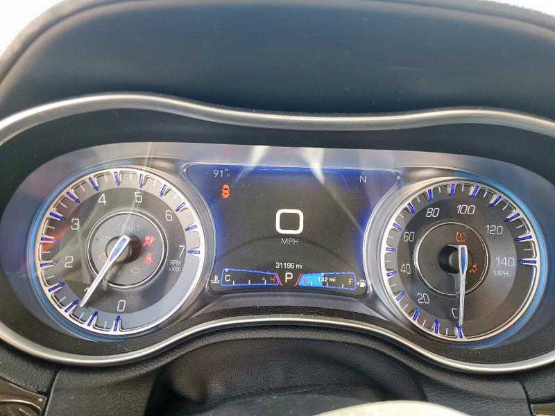 Photo 9 from auction – 2023 CHRYSLER 300 TOURIN with VIN 2C3CCAAG9PH677094
