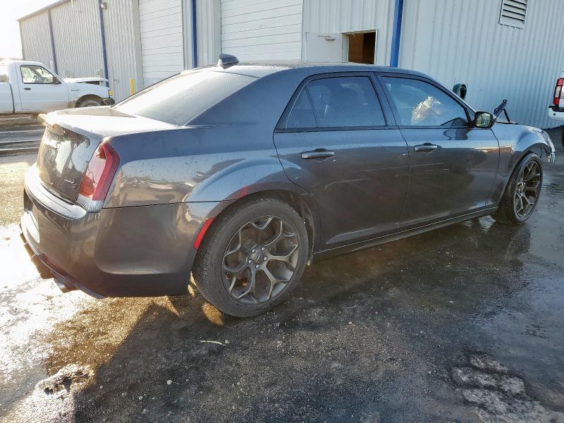 Photo 3 from auction – 2017 CHRYSLER 300 S with VIN 2C3CCABG3HH661540