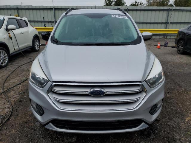Photo 5 from auction – 2018 FORD ESCAPE SE with VIN 1FMCU0GD1JUA03229