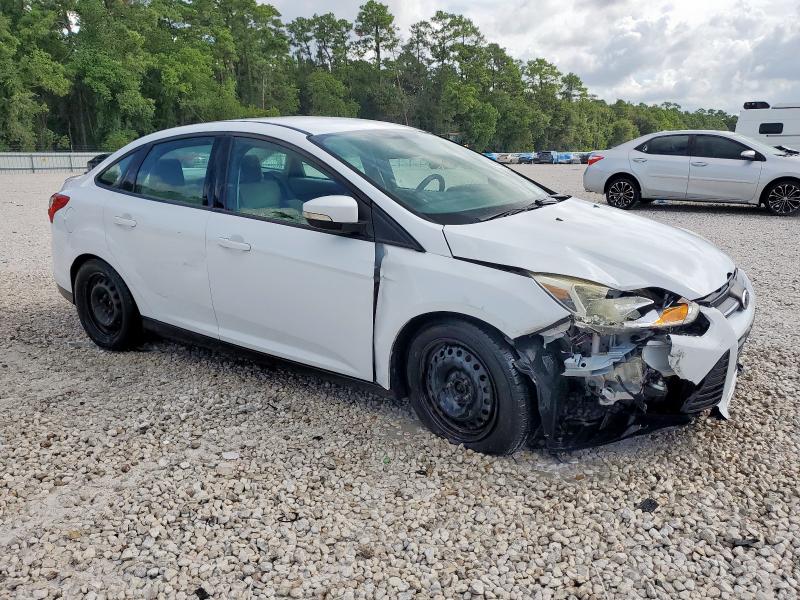 Photo 4 from auction – 2014 FORD FOCUS SE with VIN 1FADP3F23EL337085