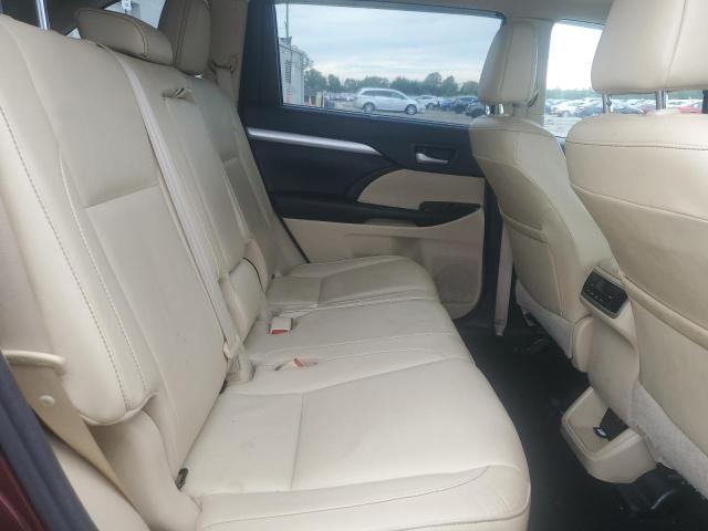 Photo 11 from auction – 2017 TOYOTA HIGHLANDER SE with VIN 5TDJZRFH2HS411873
