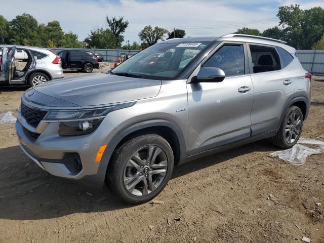 KIA SELTOS S 2021 with VIN KNDEUCAAXM7043499 - Photo from auction