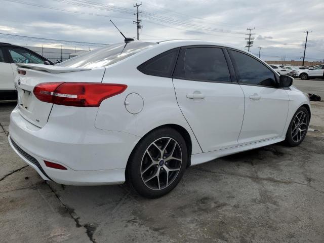 Photo 3 from auction – 2016 FORD FOCUS SE with VIN 1FADP3F27GL372618