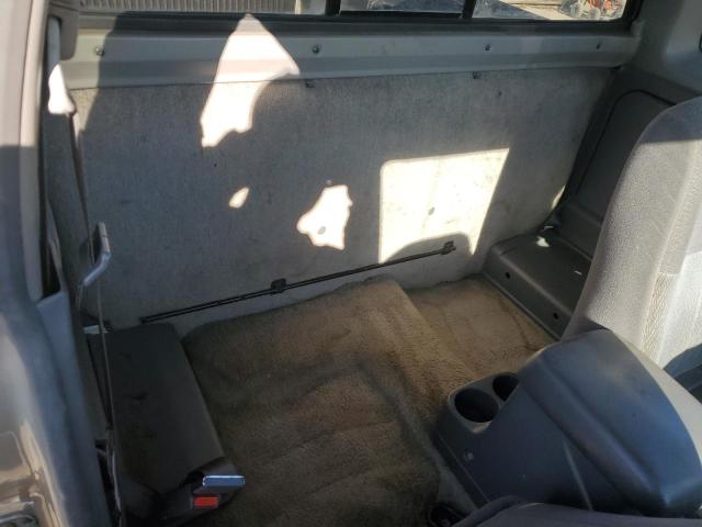 Photo 10 from auction – 2000 NISSAN FRONTIER K with VIN 1N6ED26Y7YC355824