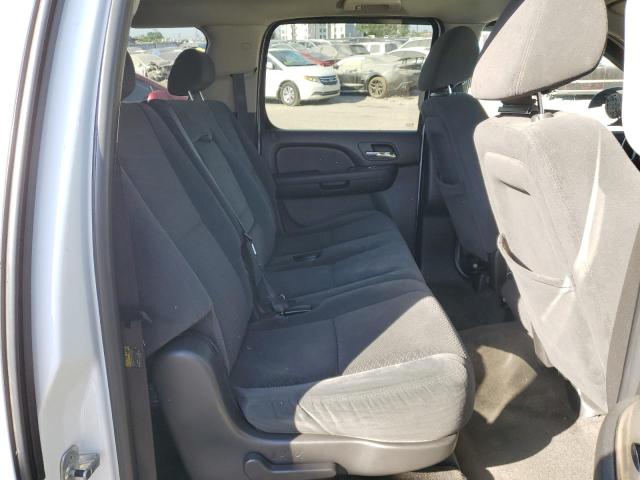 Photo 11 from auction – 2007 CHEVROLET SUBURBAN C with VIN 1GNFC16057J180957