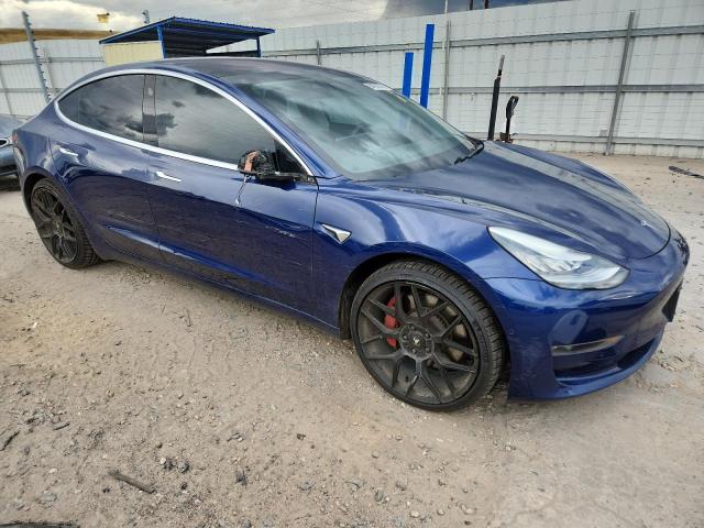 Photo 4 from auction – 2018 TESLA MODEL 3 with VIN 5YJ3E1EB4JF083935