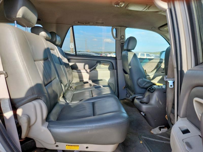 Photo 11 from auction – 2003 TOYOTA SEQUOIA SR with VIN 5TDZT34AX3S197957