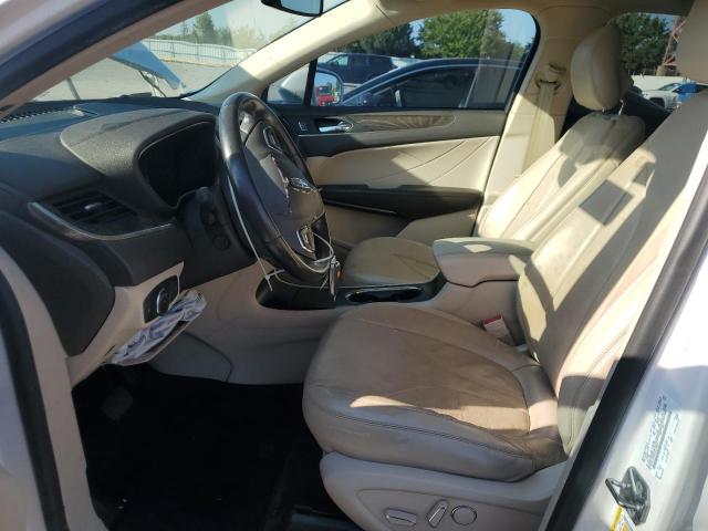 Photo 7 from auction – 2017 LINCOLN MKC RESERVE with VIN 5LMCJ3C91HUL69629