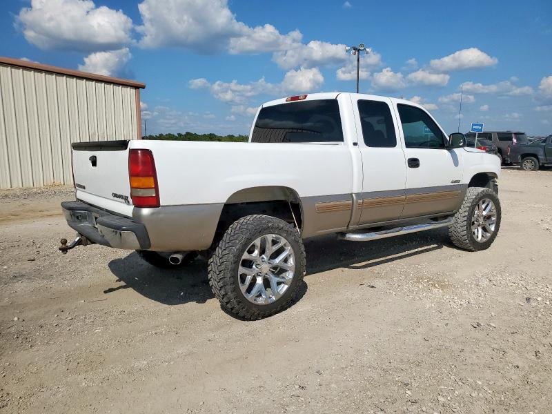 Photo 3 from auction – 2002 CHEVROLET SILVERADO with VIN 1GCEC19V02Z335811