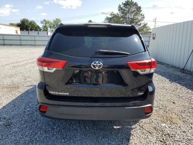 Photo 6 from auction – 2018 TOYOTA HIGHLANDER with VIN 5TDBZRFH0JS488073