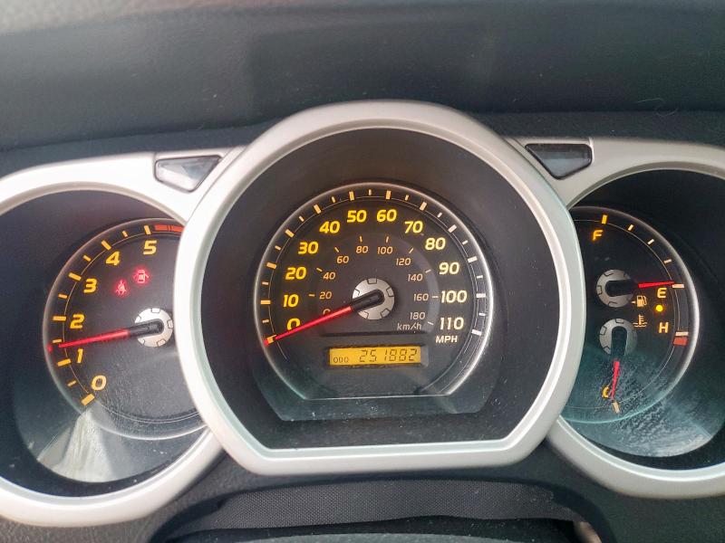 Photo 9 from auction – 2004 TOYOTA 4RUNNER LI with VIN JTEBT17R840031668