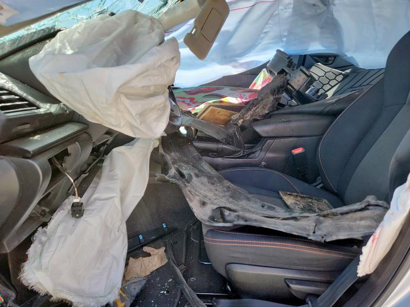 Photo 7 from auction – 2019 SUBARU CROSSTREK with VIN JF2GTACCXK8323317