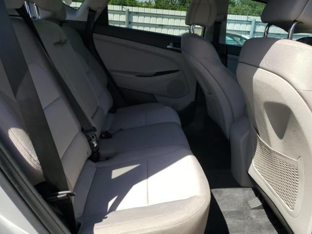 Photo 11 from auction – 2016 HYUNDAI TUCSON SE with VIN KM8J23A4XGU074672