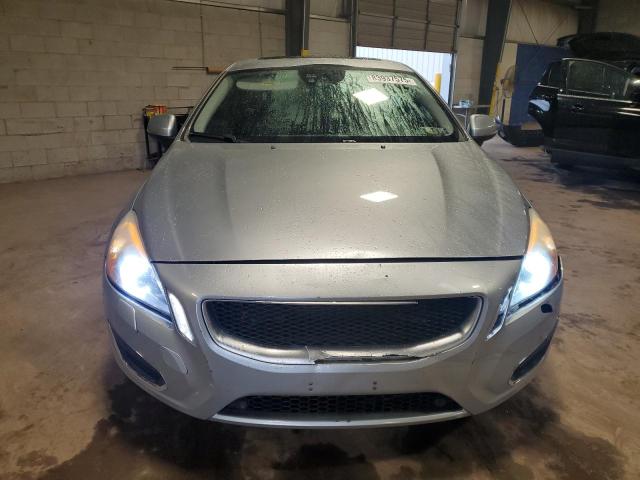 Photo 5 from auction – 2012 VOLVO S60 T6 with VIN YV1902FH9C2056019