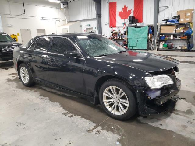 Photo 4 from auction – 2019 CHRYSLER 300 TOURIN with VIN 2C3CCAAG6KH611997