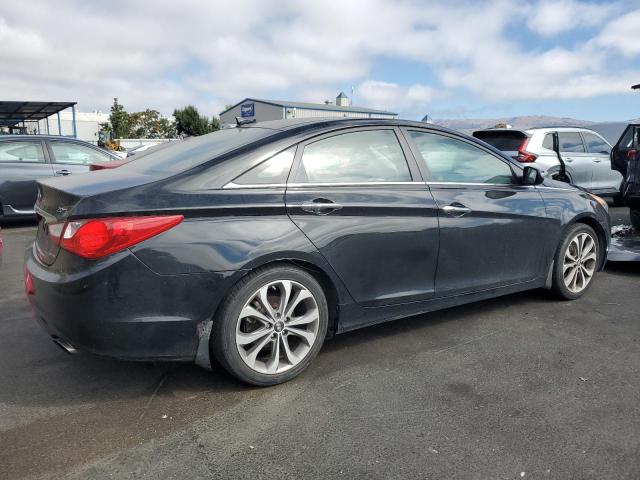 Photo 3 from auction – 2013 HYUNDAI SONATA SE with VIN 5NPEC4AB6DH645166