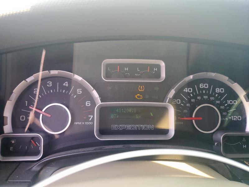 Photo 9 from auction – 2008 FORD EXPEDITION with VIN 1FMFU15598LA10959