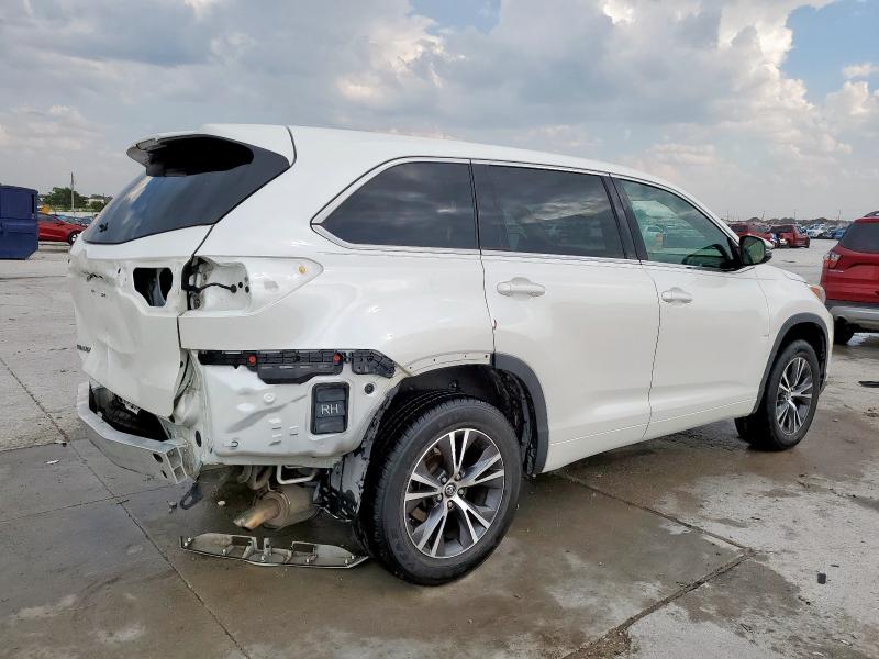 Photo 3 from auction – 2017 TOYOTA HIGHLANDER with VIN 5TDZARFH3HS031838