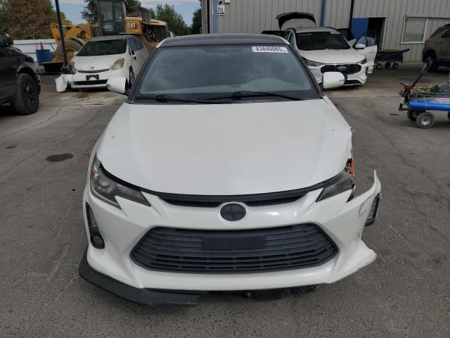 Photo 5 from auction – 2016 TOYOTA SCION TC with VIN JTKJF5C73GJ017624