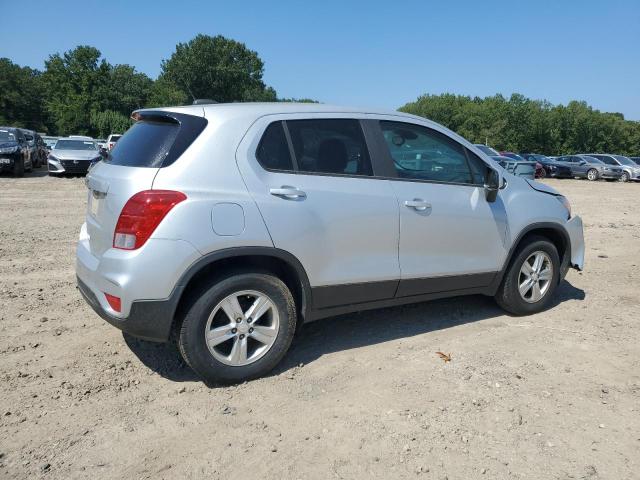 Photo 3 from auction – 2020 CHEVROLET TRAX LS with VIN 3GNCJKSB0LL194497