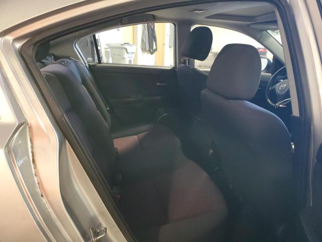 Фото 10 с аукциона – 2005 MAZDA 3 S с VIN JM1BK323851307266
