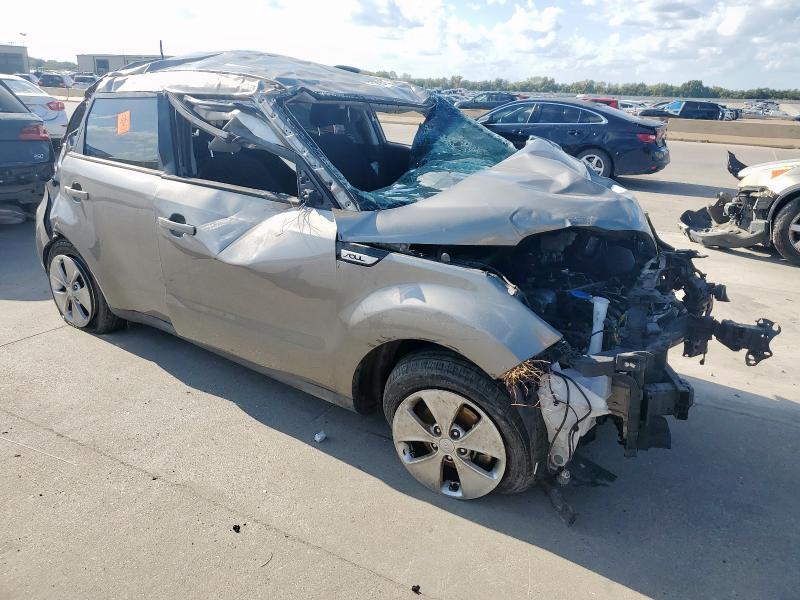 Photo 4 from auction – 2015 KIA SOUL with VIN KNDJN2A24F7171013