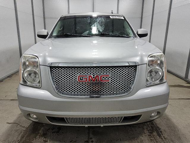 Photo 5 from auction – 2012 GMC YUKON DENA with VIN 1GKS1EEF9CR307865