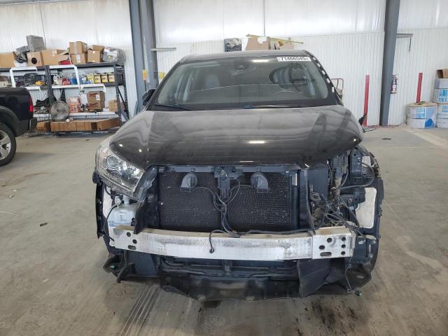 Photo 5 from auction – 2017 TOYOTA HIGHLANDER with VIN 5TDDZRFH0HS466335
