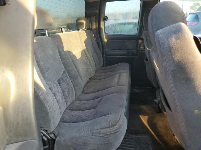 Photo 10 from auction – 2003 CHEVROLET SILVERADO with VIN 2GCEC19T631228562