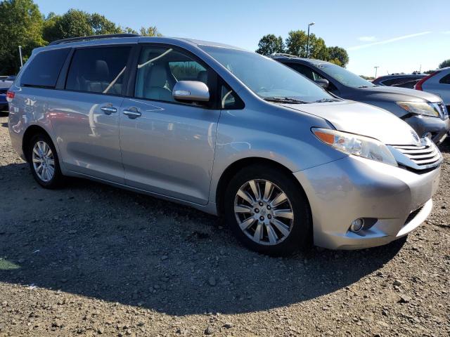 Photo 4 from auction – 2013 TOYOTA SIENNA XLE with VIN 5TDDK3DC6DS068372