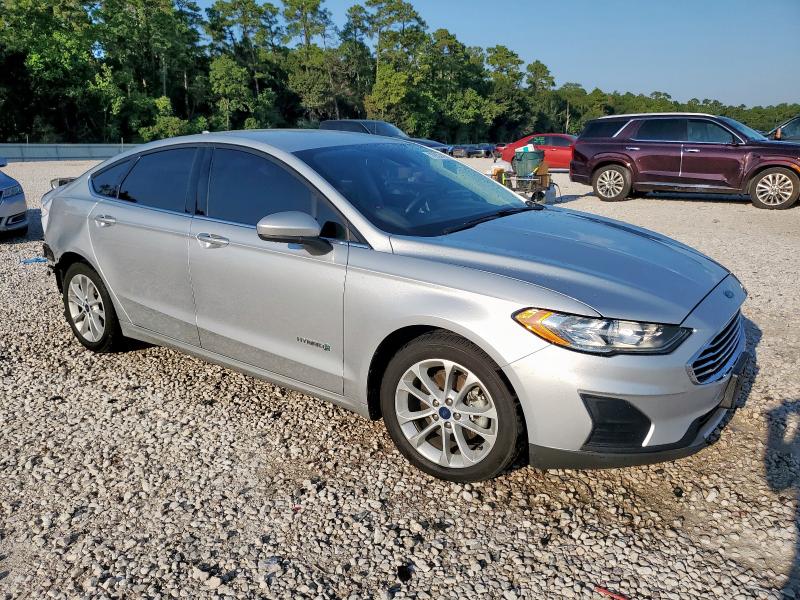 Photo 4 from auction – 2019 FORD FUSION SE with VIN 3FA6P0LU9KR158527