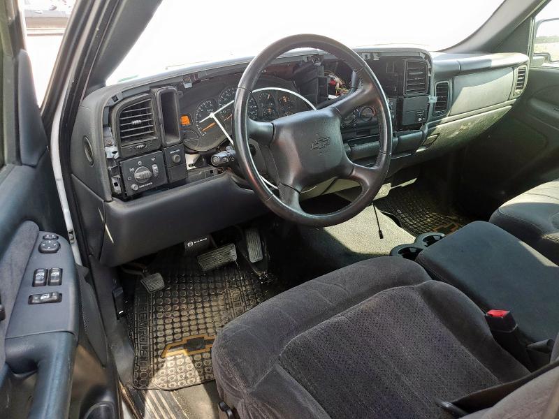 Photo 8 from auction – 2002 CHEVROLET SILVERADO with VIN 1GCEC19V02Z335811