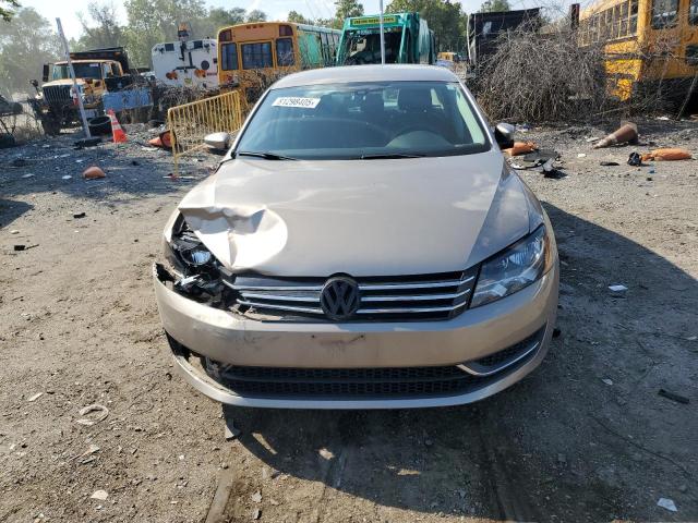 Photo 5 from auction – 2015 VOLKSWAGEN PASSAT S with VIN 1VWAT7A3XFC095488