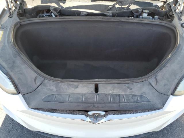 Photo 11 from auction – 2016 TESLA MODEL X with VIN 5YJXCBE48GF000949