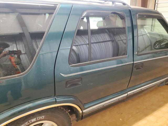 Photo 11 from auction – 1997 CHEVROLET BLAZER with VIN 1GNDT13W3V2227216