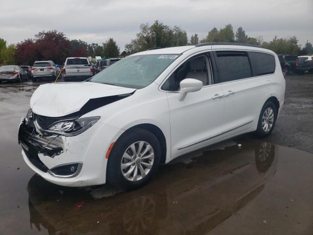 CHRYSLER PACIFICA TOURING L 2017 with VIN 2C4RC1BG0HR720608 - Photo from auction
