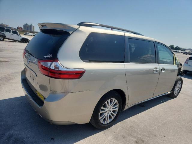 Photo 3 from auction – 2017 TOYOTA SIENNA XLE with VIN 5TDYZ3DC3HS895040